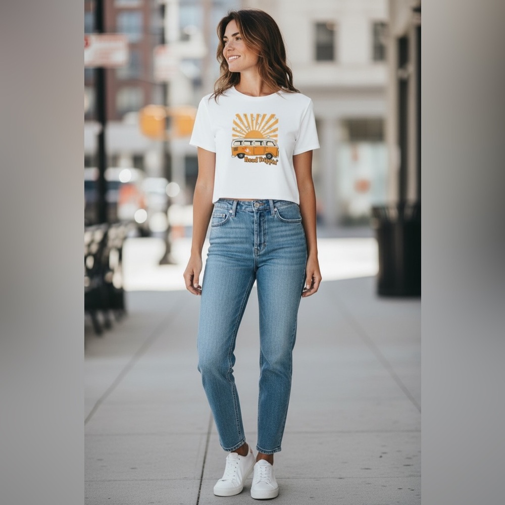 Champion Road Tripping Crop Retro Tee XL NWT | Vintage Vibes Modern Comfort